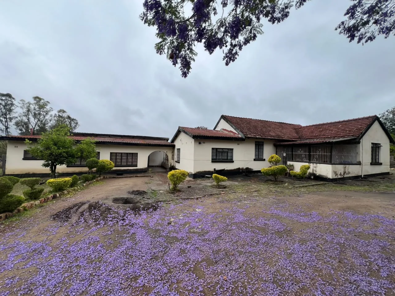 3 beds house in Fourwinds - image 1