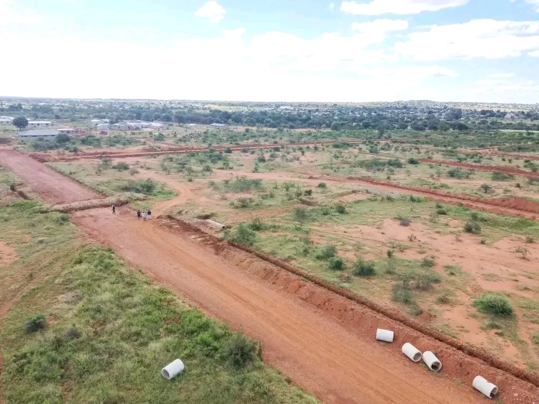 BULAWAYO, KHAYALAMI ESTATE STANDS. NKULUMANE 13 - image 1