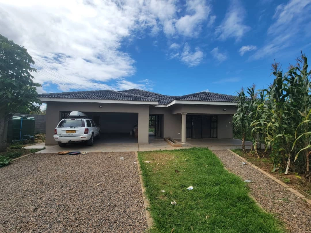 Harrisvale, Bulawayo 4 Bedroom House - image 6